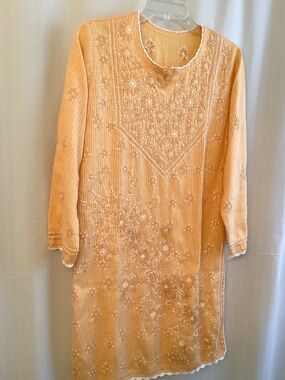 EMBROIDERED YELLOW TUNIC!  From India…Split sides, versatile. Size M